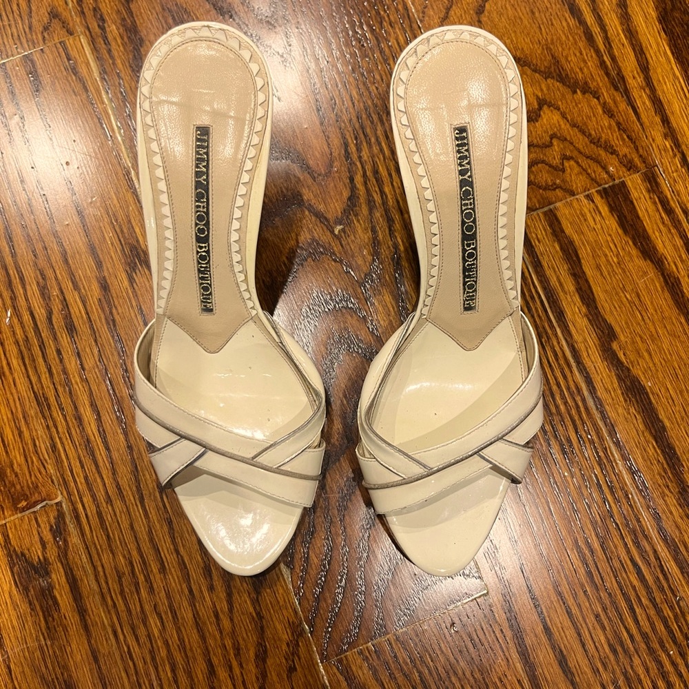 Manolo Blahnik cream slides